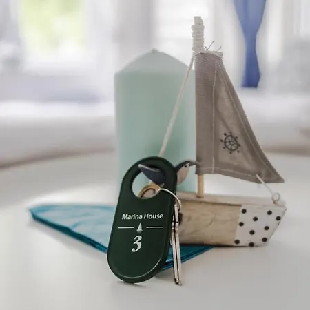 Daire Marina House *